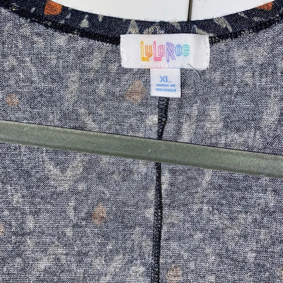 LuLaRoe Sarah Cardigan Black - Picture 2 of 6